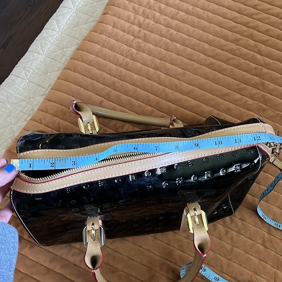 Arcadia Patent Leather Purse - Picture 4 of 5